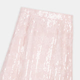 تنورة ماكسي من الدانتيل بقصة اي لاين مزينة بالترتر