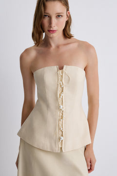 بلوزة بلا أكتاف من الكتان بتفاصيل من اللؤلؤ الاصطناعي